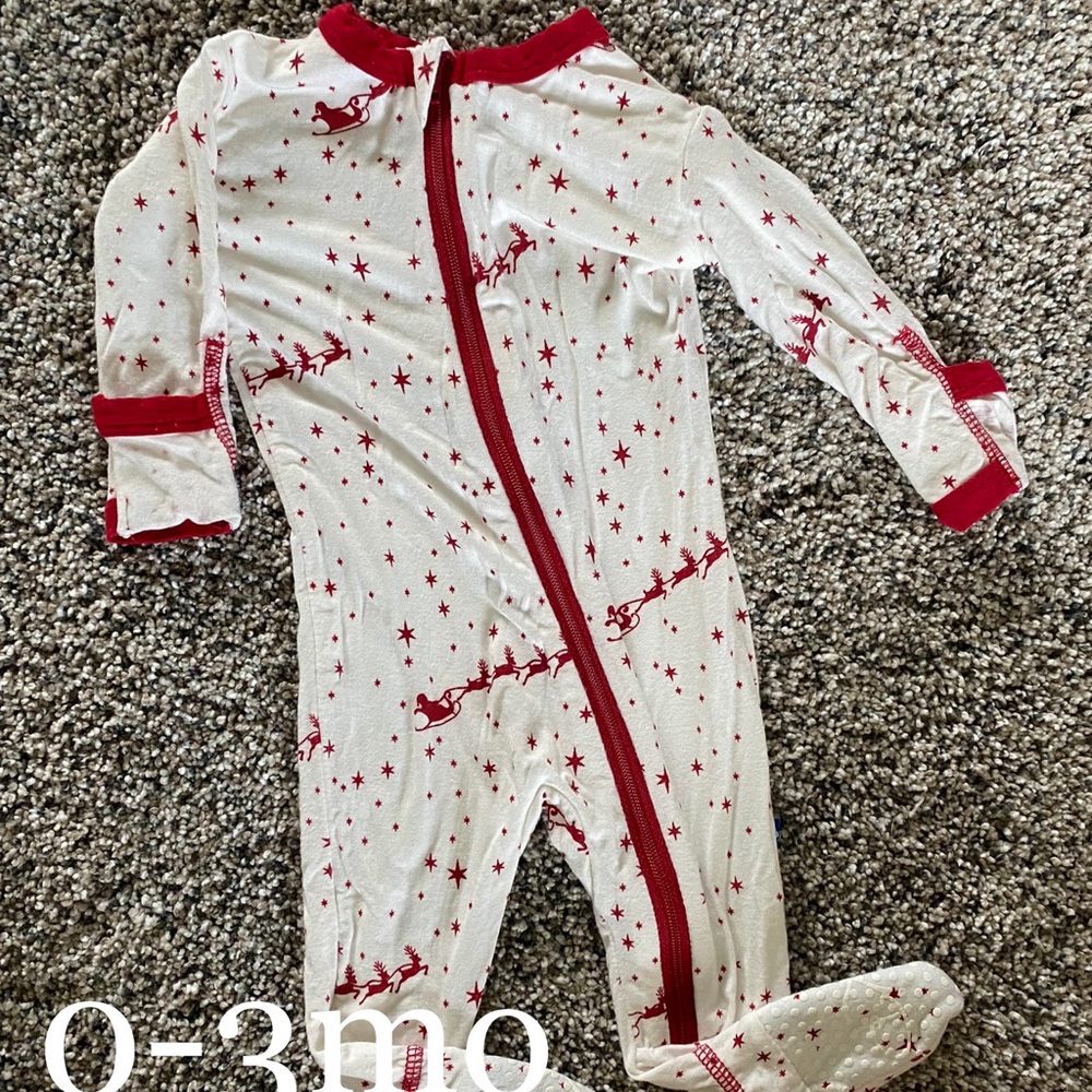 0-3mo Kickee Pants Christmas footie